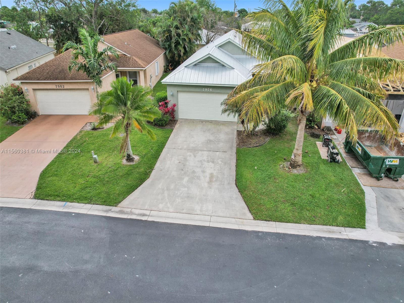 7976 SE Sugar Pines Way, Hobe Sound, FL 33455