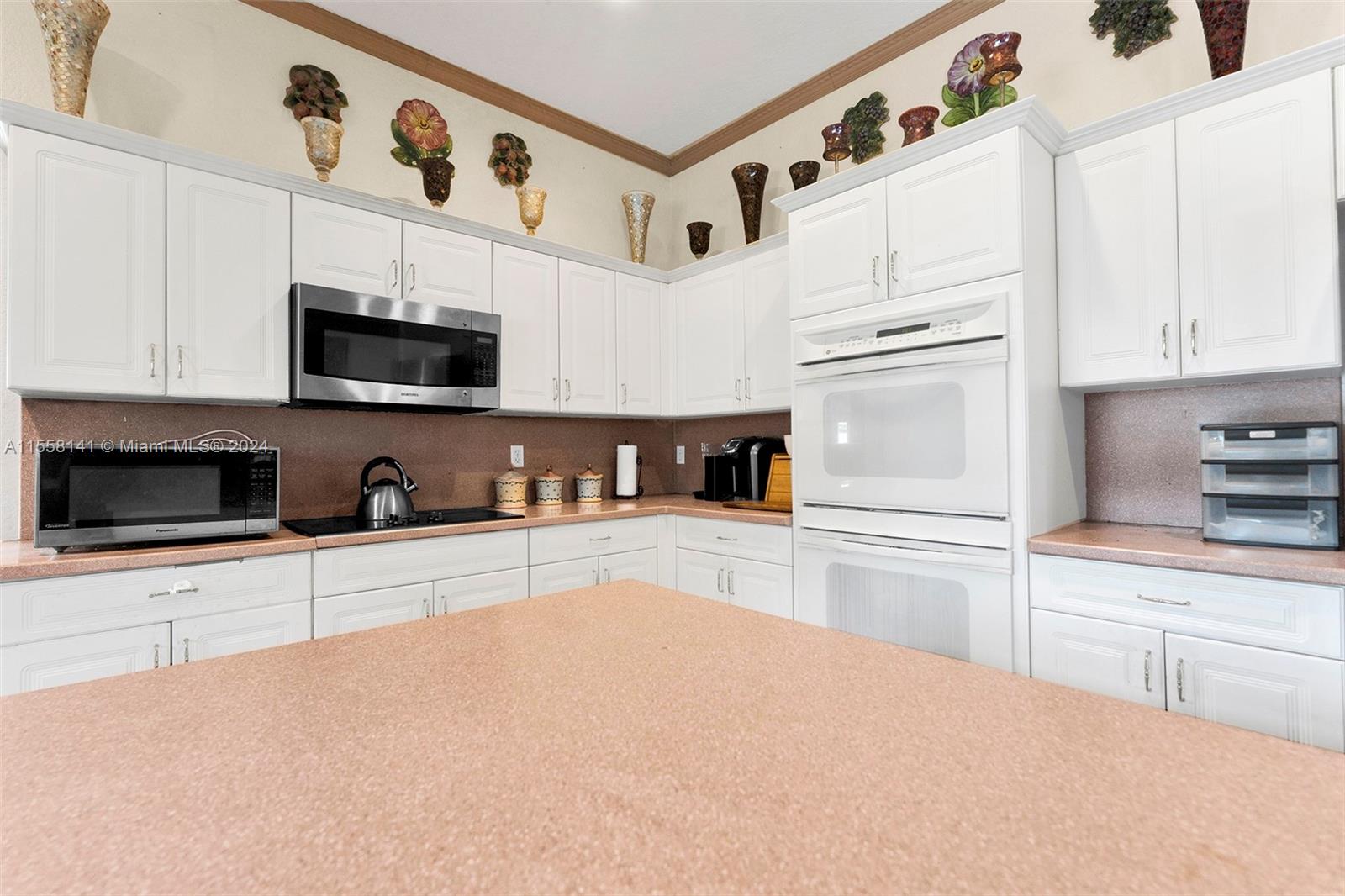 2234 SW 164th Ave, Miramar, Florida 33027, 6 Bedrooms Bedrooms, ,4 BathroomsBathrooms,Residential,For Sale,2234 SW 164th Ave,A11558141