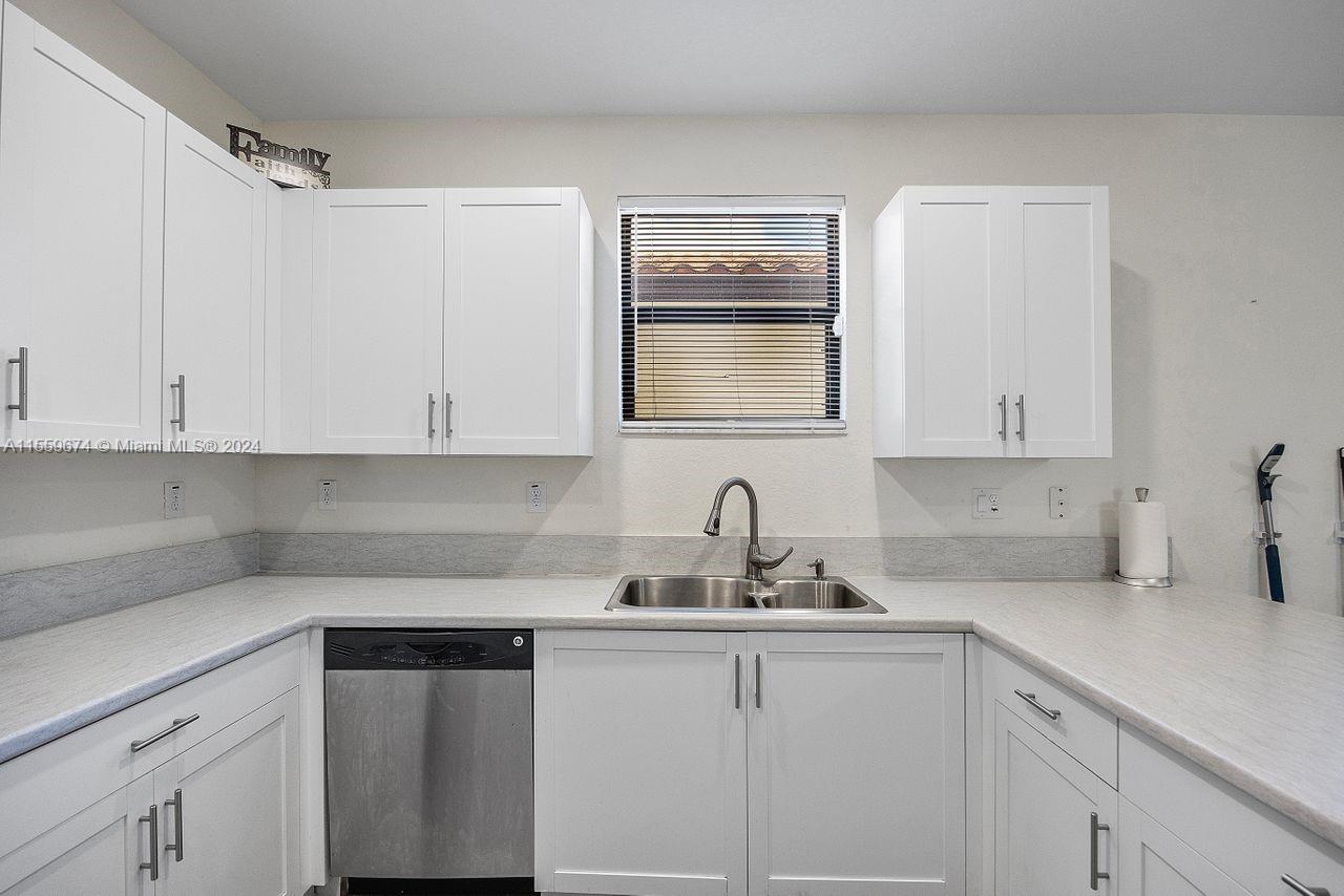 149 NE 24th Ter, Homestead, Florida 33033, 5 Bedrooms Bedrooms, ,3 BathroomsBathrooms,Residential,For Sale,149 NE 24th Ter,A11559674