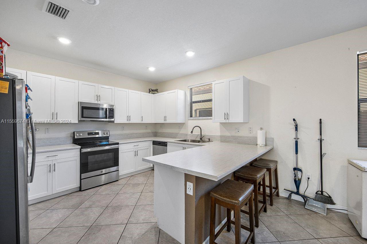 149 NE 24th Ter, Homestead, Florida 33033, 5 Bedrooms Bedrooms, ,3 BathroomsBathrooms,Residential,For Sale,149 NE 24th Ter,A11559674