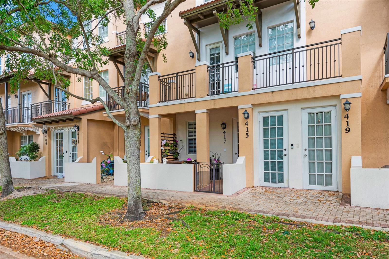 417 SW 147th Ave 109, Pembroke Pines, Florida 33027, 2 Bedrooms Bedrooms, ,2 BathroomsBathrooms,Residential,For Sale,417 SW 147th Ave 109,A11558034