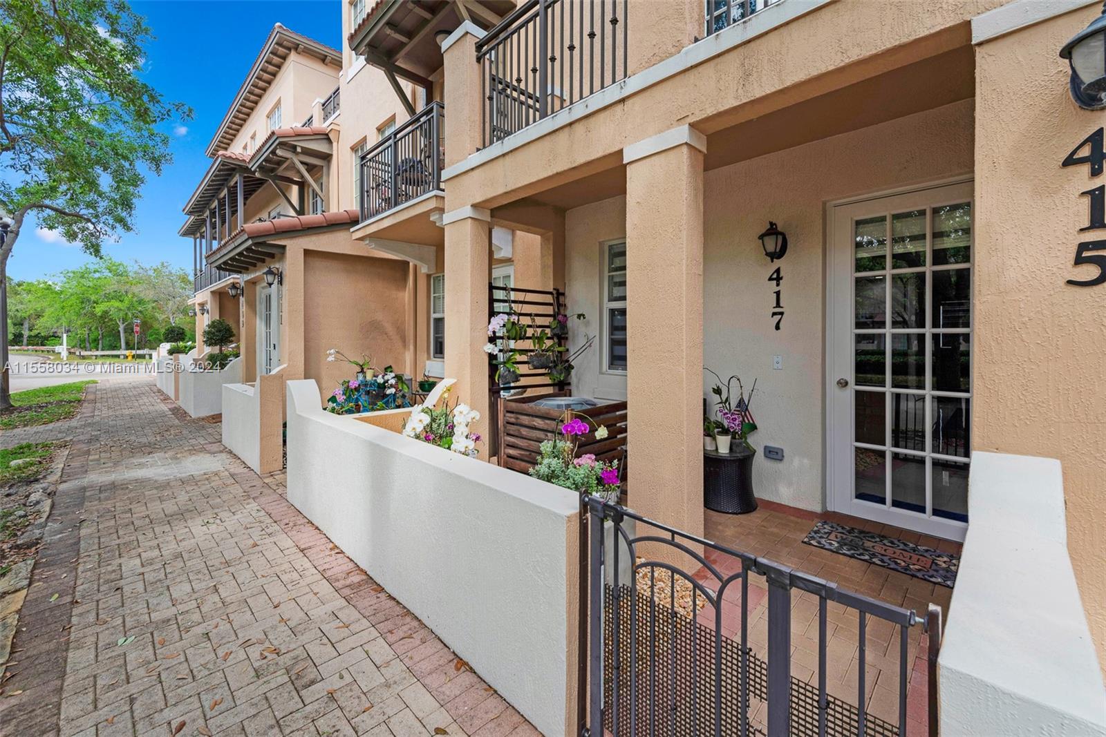 417 SW 147th Ave 109, Pembroke Pines, Florida 33027, 2 Bedrooms Bedrooms, ,2 BathroomsBathrooms,Residential,For Sale,417 SW 147th Ave 109,A11558034