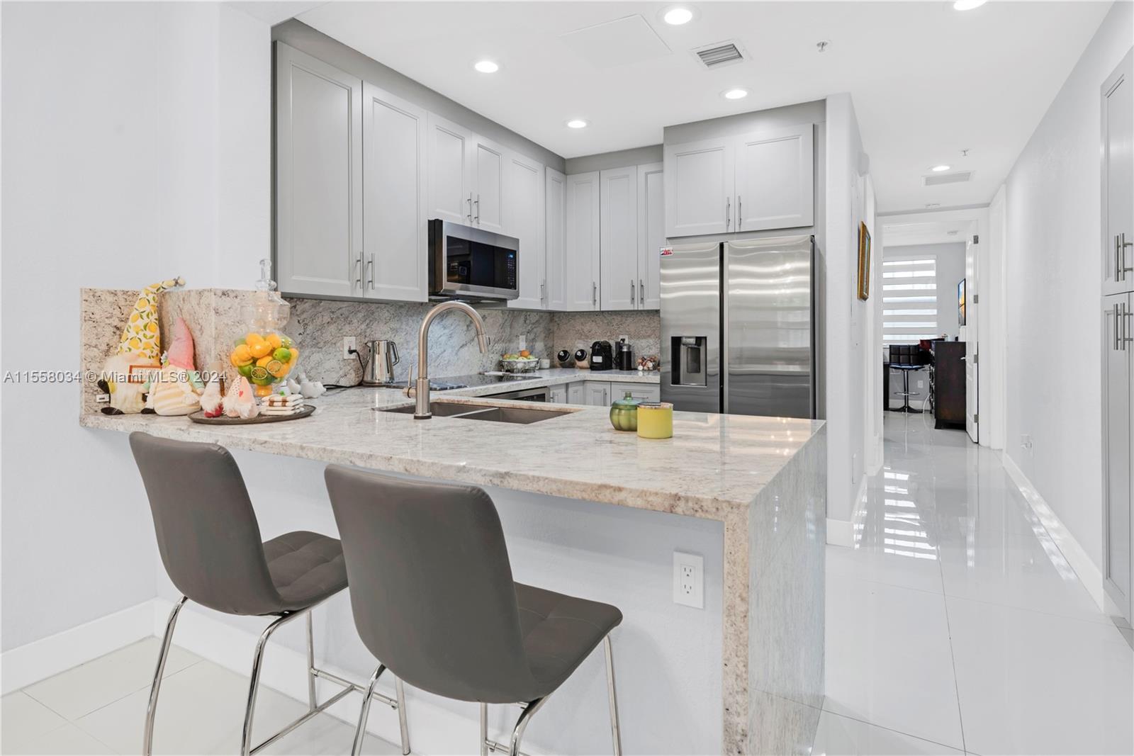 417 SW 147th Ave 109, Pembroke Pines, Florida 33027, 2 Bedrooms Bedrooms, ,2 BathroomsBathrooms,Residential,For Sale,417 SW 147th Ave 109,A11558034