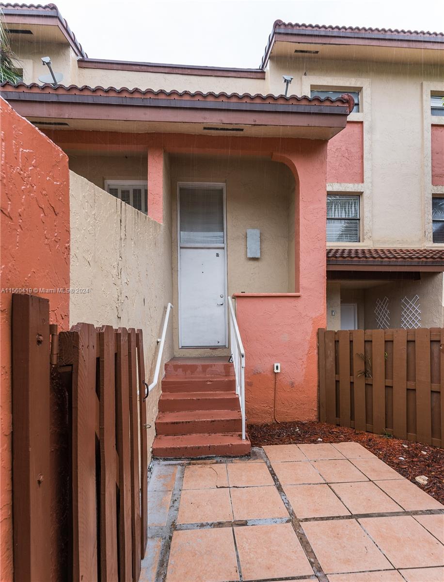 9961 NW 9th St Cir 9-18, Miami, Florida 33172, 2 Bedrooms Bedrooms, ,2 BathroomsBathrooms,Residential,For Sale,9961 NW 9th St Cir 9-18,A11560419