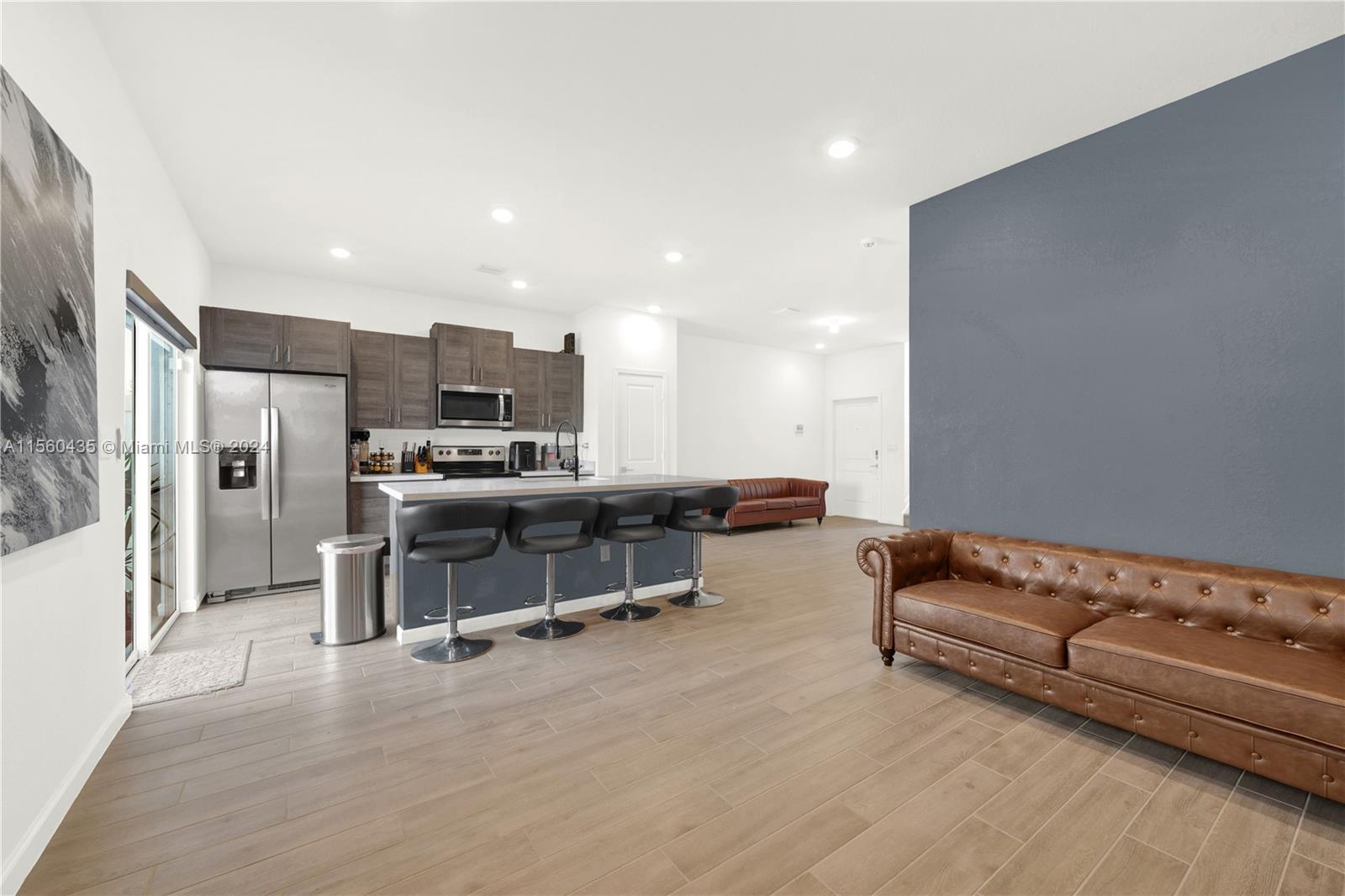 805 SE 18th St 805, Homestead, Florida 33034, 3 Bedrooms Bedrooms, ,2 BathroomsBathrooms,Residentiallease,For Rent,805 SE 18th St 805,A11560435