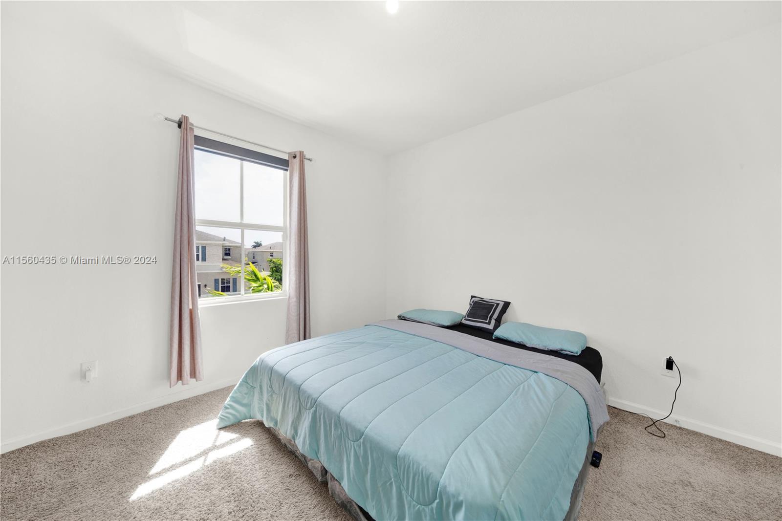 805 SE 18th St 805, Homestead, Florida 33034, 3 Bedrooms Bedrooms, ,2 BathroomsBathrooms,Residentiallease,For Rent,805 SE 18th St 805,A11560435