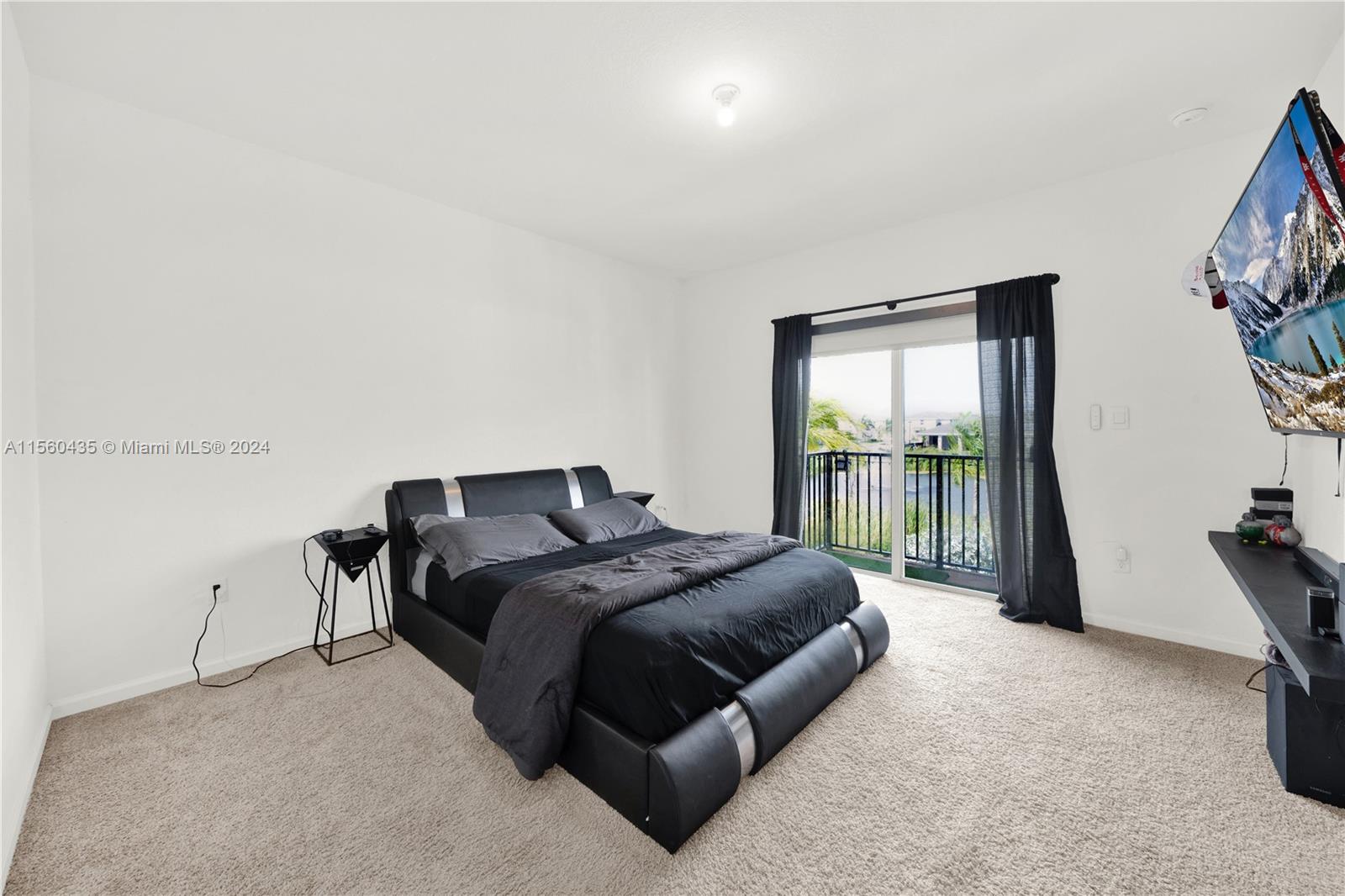 805 SE 18th St 805, Homestead, Florida 33034, 3 Bedrooms Bedrooms, ,2 BathroomsBathrooms,Residentiallease,For Rent,805 SE 18th St 805,A11560435