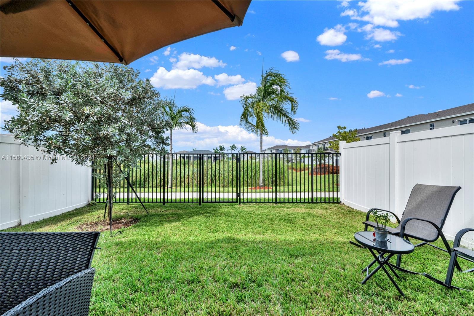 805 SE 18th St 805, Homestead, Florida 33034, 3 Bedrooms Bedrooms, ,2 BathroomsBathrooms,Residentiallease,For Rent,805 SE 18th St 805,A11560435