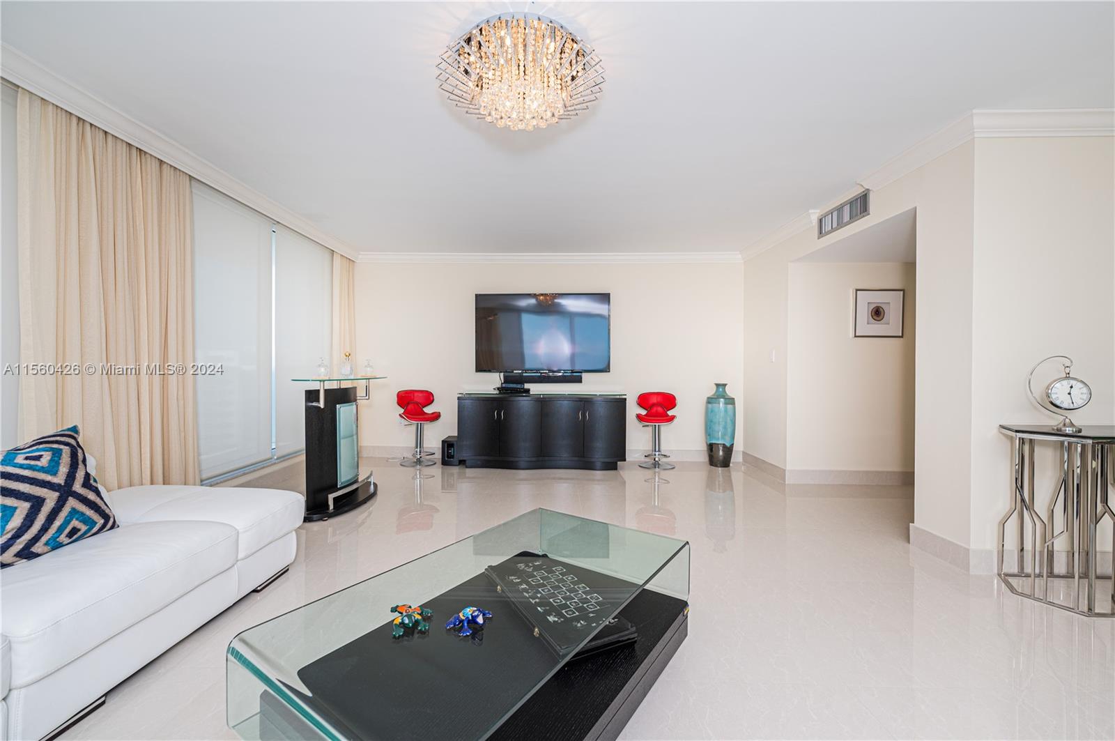 2751 S Ocean Dr 1705N, Hollywood, Florida 33019, 2 Bedrooms Bedrooms, ,2 BathroomsBathrooms,Residentiallease,For Rent,2751 S Ocean Dr 1705N,A11560426