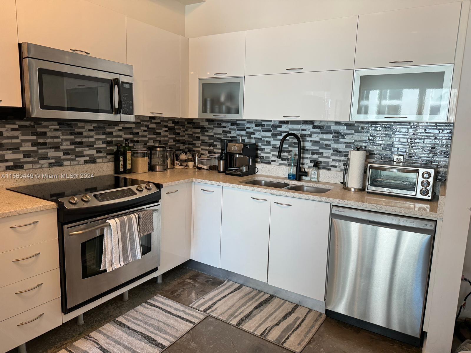 133 NE 2nd Ave 2003, Miami, Florida 33132, 1 Bedroom Bedrooms, ,1 BathroomBathrooms,Residentiallease,For Rent,133 NE 2nd Ave 2003,A11560449