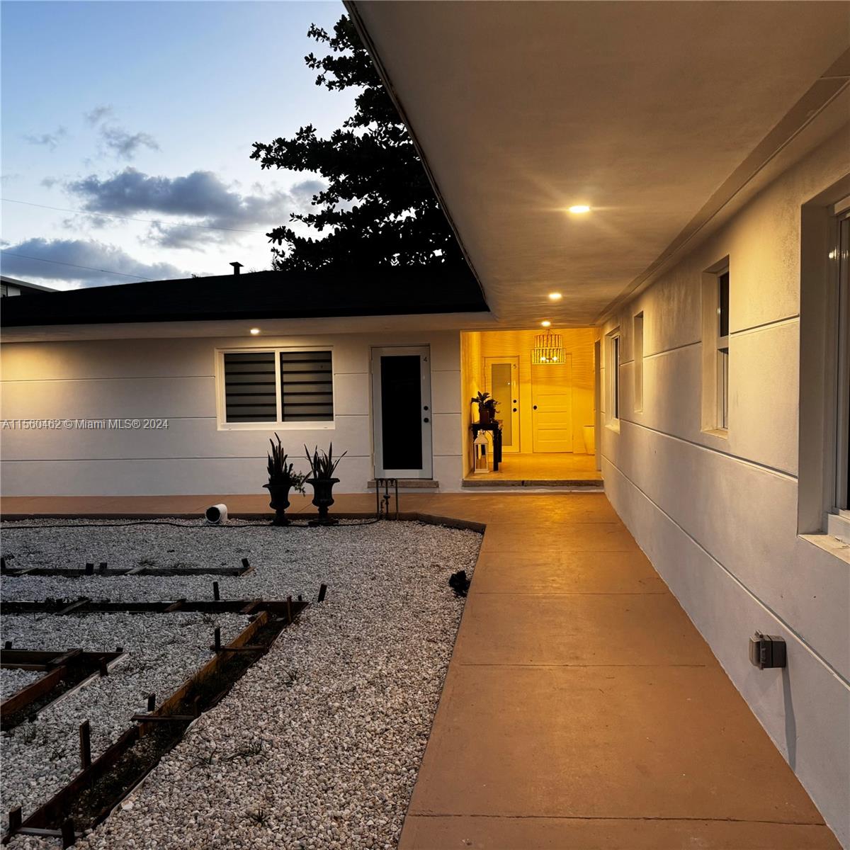 7800 NE 10th Ct 5, Miami, Florida 33138, ,1 BathroomBathrooms,Residentiallease,For Rent,7800 NE 10th Ct 5,A11560462