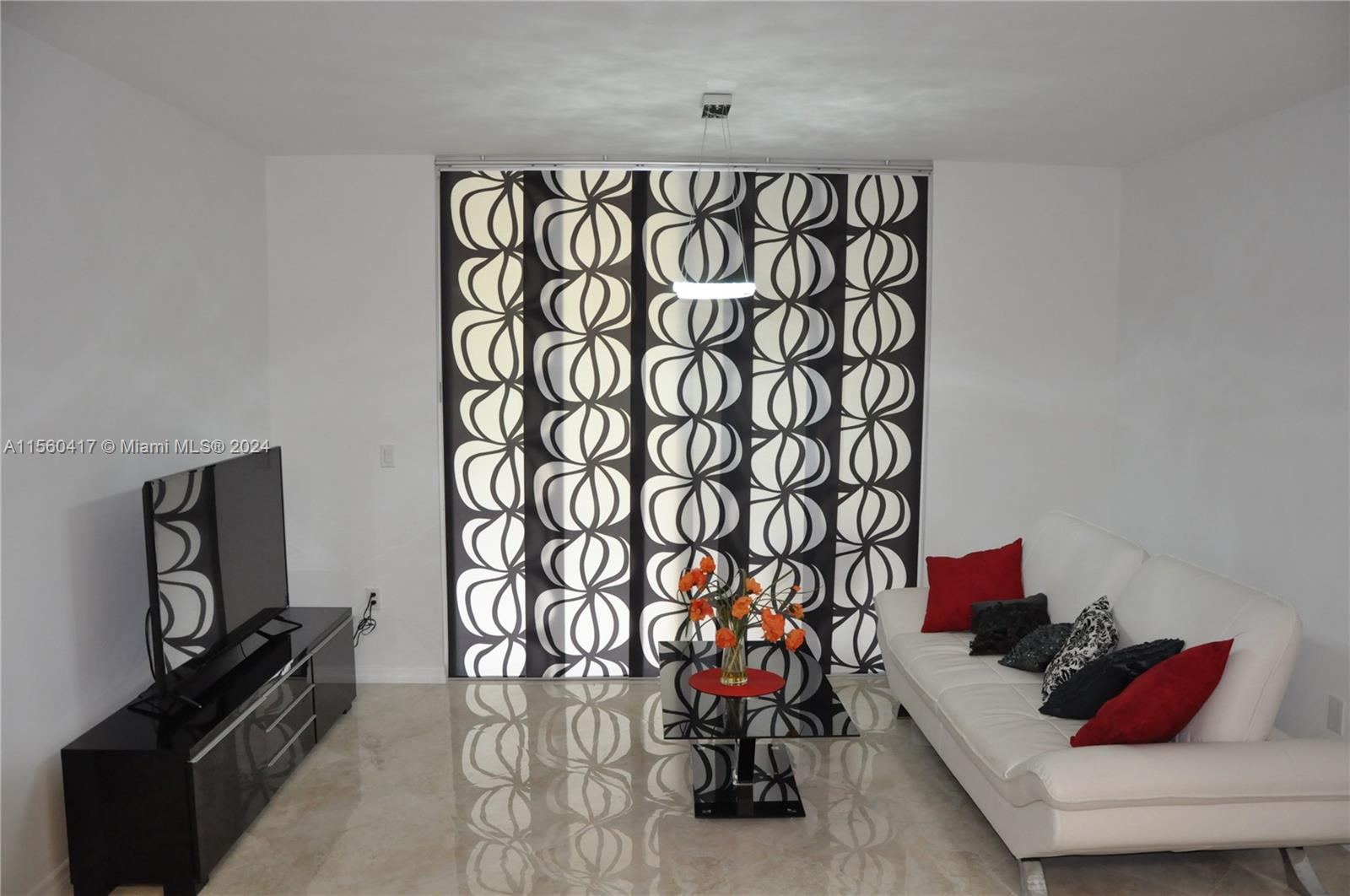 19801 E COUNTRY CLUB DR 4-104, Aventura, Florida 33180, 1 Bedroom Bedrooms, ,1 BathroomBathrooms,Residentiallease,For Rent,19801 E COUNTRY CLUB DR 4-104,A11560417