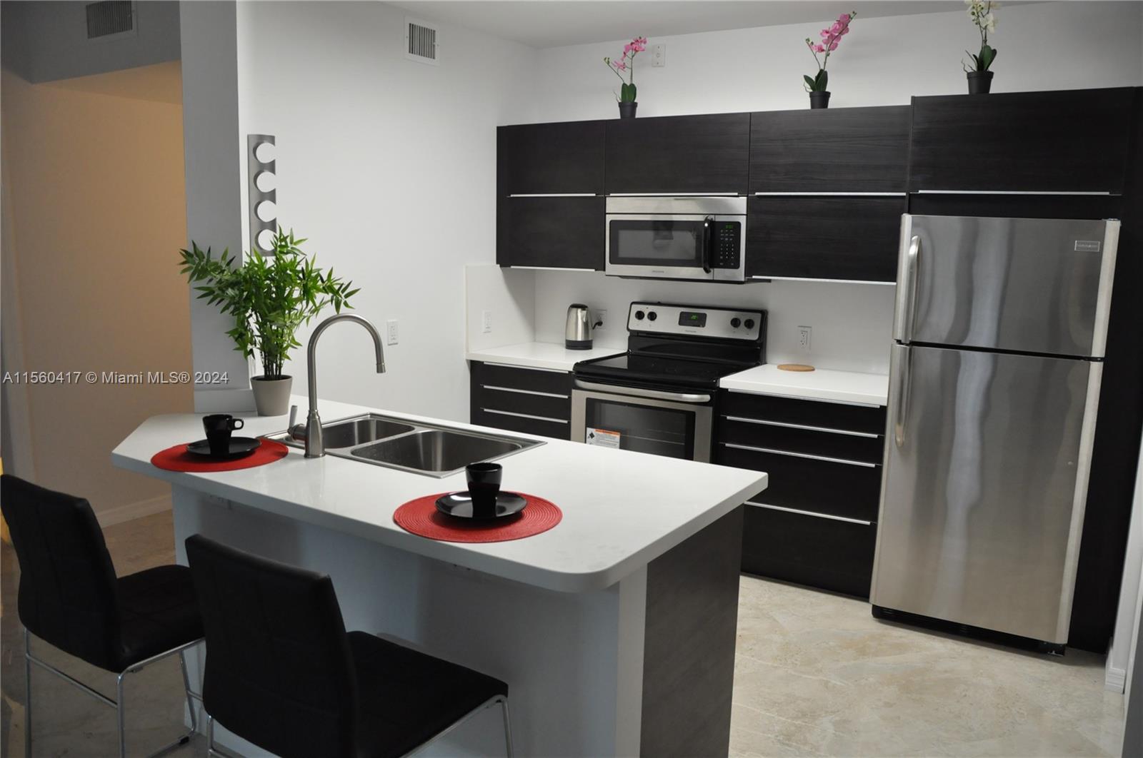 19801 E COUNTRY CLUB DR 4-104, Aventura, Florida 33180, 1 Bedroom Bedrooms, ,1 BathroomBathrooms,Residentiallease,For Rent,19801 E COUNTRY CLUB DR 4-104,A11560417