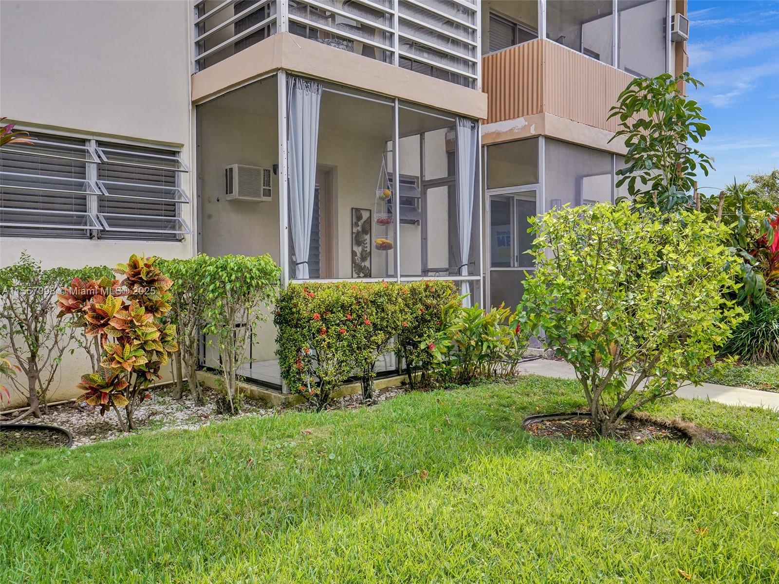 17090 NE 14th Ave 104, North Miami Beach, Florida 33162, 1 Bedroom Bedrooms, ,1 BathroomBathrooms,Residential,For Sale,17090 NE 14th Ave 104,A11557098