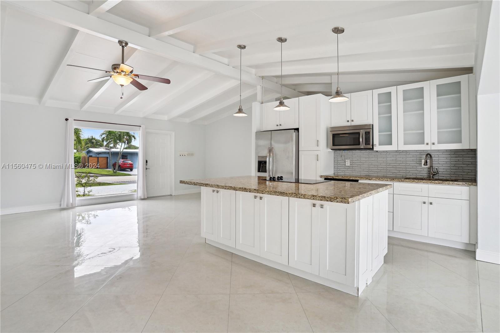 2437 Gulfstream Ln, Fort Lauderdale, Florida 33312, 3 Bedrooms Bedrooms, ,2 BathroomsBathrooms,Residentiallease,For Rent,2437 Gulfstream Ln,A11560475