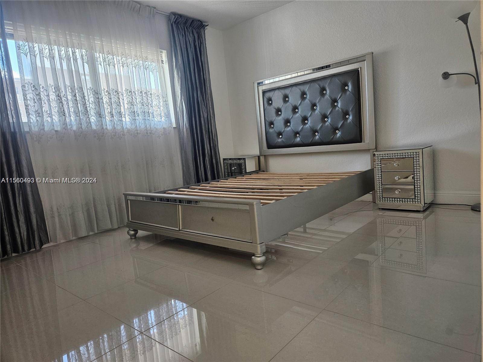 301 NE 14th Ave 207, Hallandale Beach, Florida 33009, 2 Bedrooms Bedrooms, ,2 BathroomsBathrooms,Residentiallease,For Rent,301 NE 14th Ave 207,A11560493