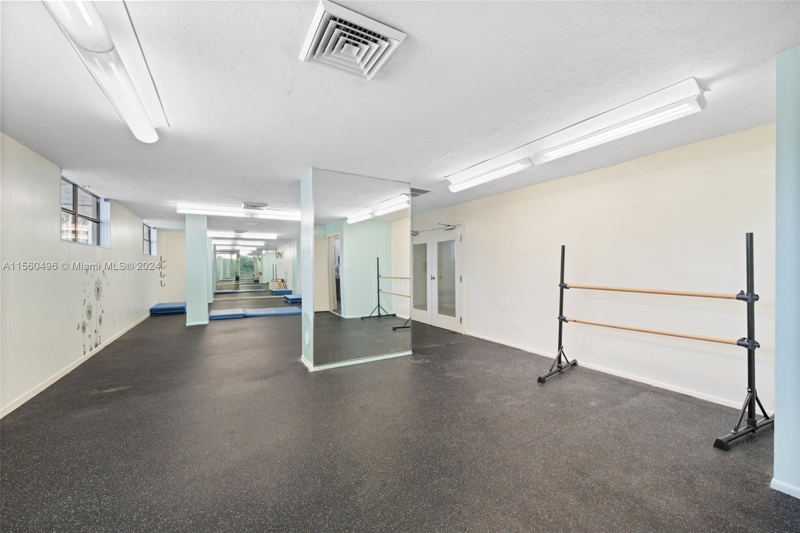 400 Leslie Dr 1117, Hallandale Beach, Florida 33009, 1 Bedroom Bedrooms, ,1 BathroomBathrooms,Residential,For Sale,400 Leslie Dr 1117,A11560496