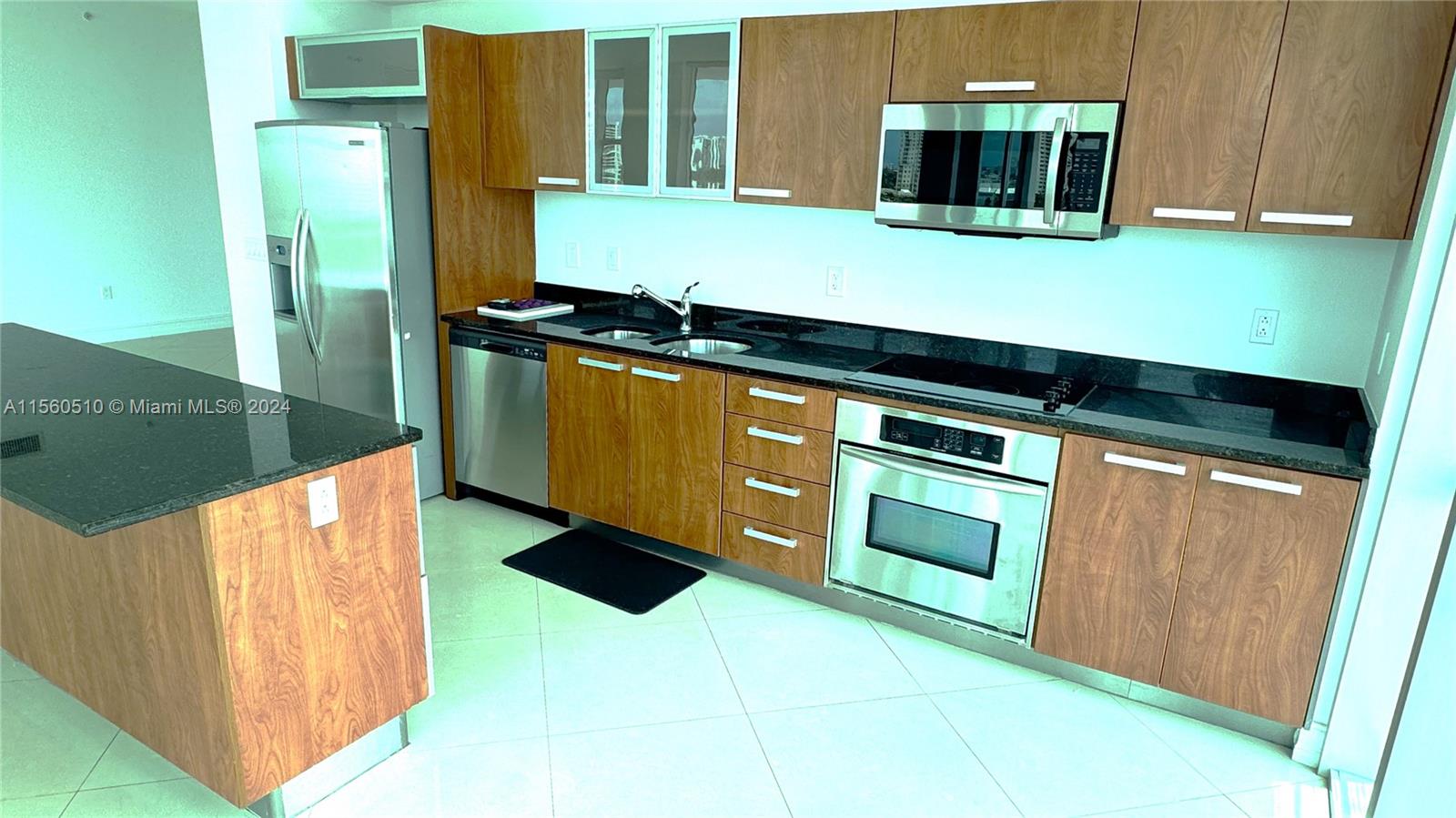 3131 NE 188th St 1-1102, Aventura, Florida 33180, 3 Bedrooms Bedrooms, ,2 BathroomsBathrooms,Residentiallease,For Rent,3131 NE 188th St 1-1102,A11560510