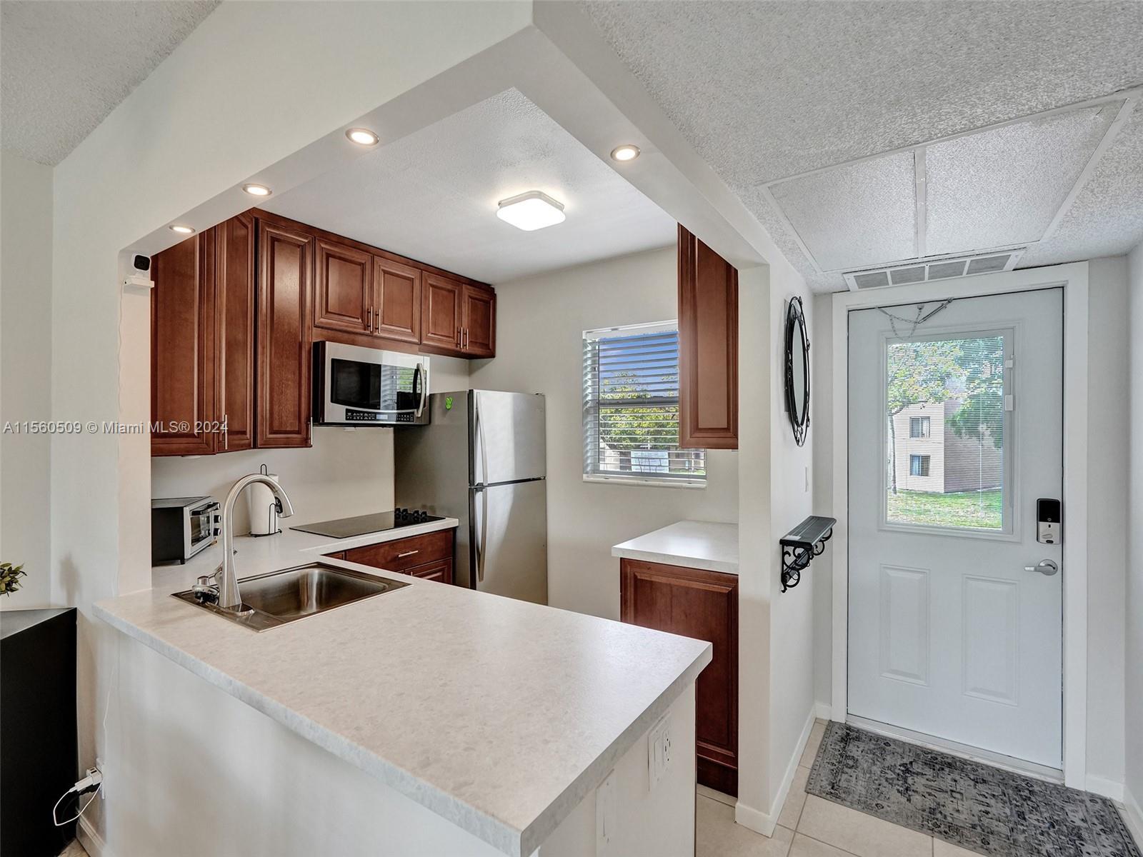 3506 NW 49th Ave 511, Lauderdale Lakes, Florida 33319, 1 Bedroom Bedrooms, ,1 BathroomBathrooms,Residential,For Sale,3506 NW 49th Ave 511,A11560509