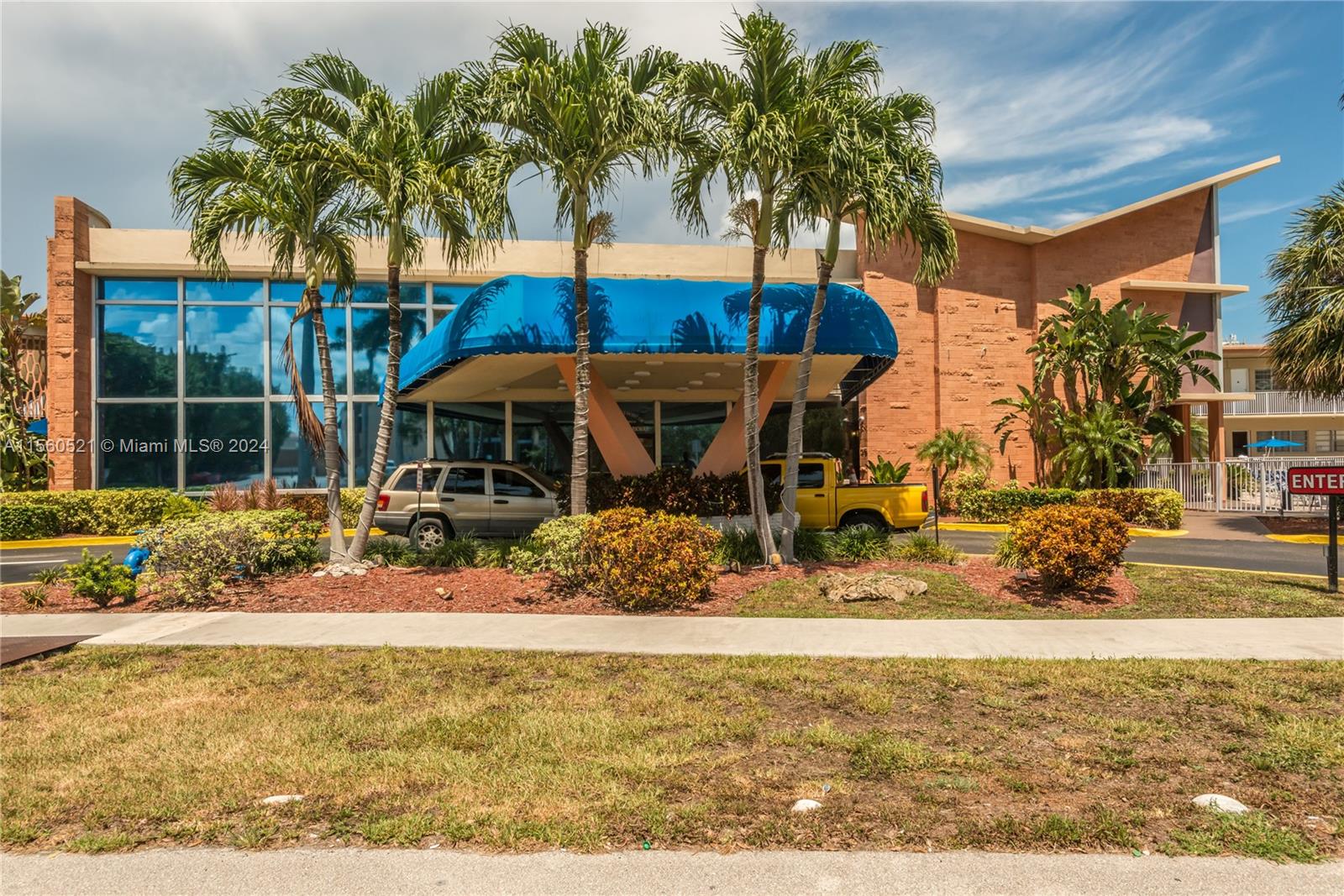 26 Diplomat Pkwy 2258, Hallandale Beach, Florida 33009, 1 Bedroom Bedrooms, ,1 BathroomBathrooms,Residential,For Sale,26 Diplomat Pkwy 2258,A11560521