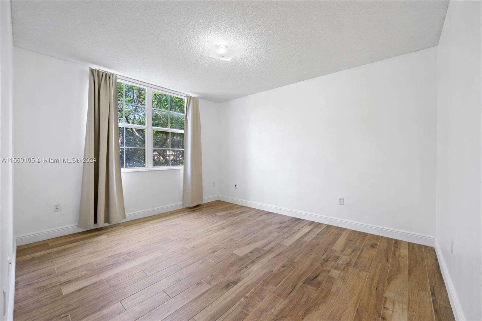 19901 E Country Club Dr 2108, Aventura, Florida 33180, 2 Bedrooms Bedrooms, ,2 BathroomsBathrooms,Residentiallease,For Rent,19901 E Country Club Dr 2108,A11560105