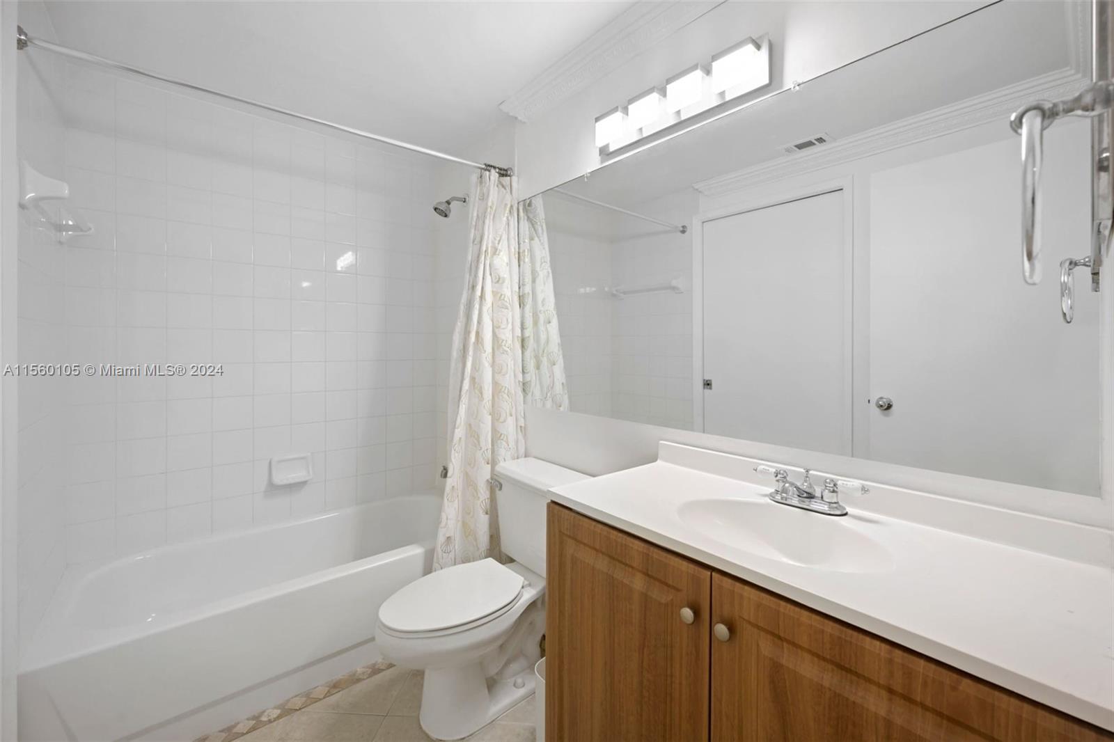 19901 E Country Club Dr 2108, Aventura, Florida 33180, 2 Bedrooms Bedrooms, ,2 BathroomsBathrooms,Residentiallease,For Rent,19901 E Country Club Dr 2108,A11560105