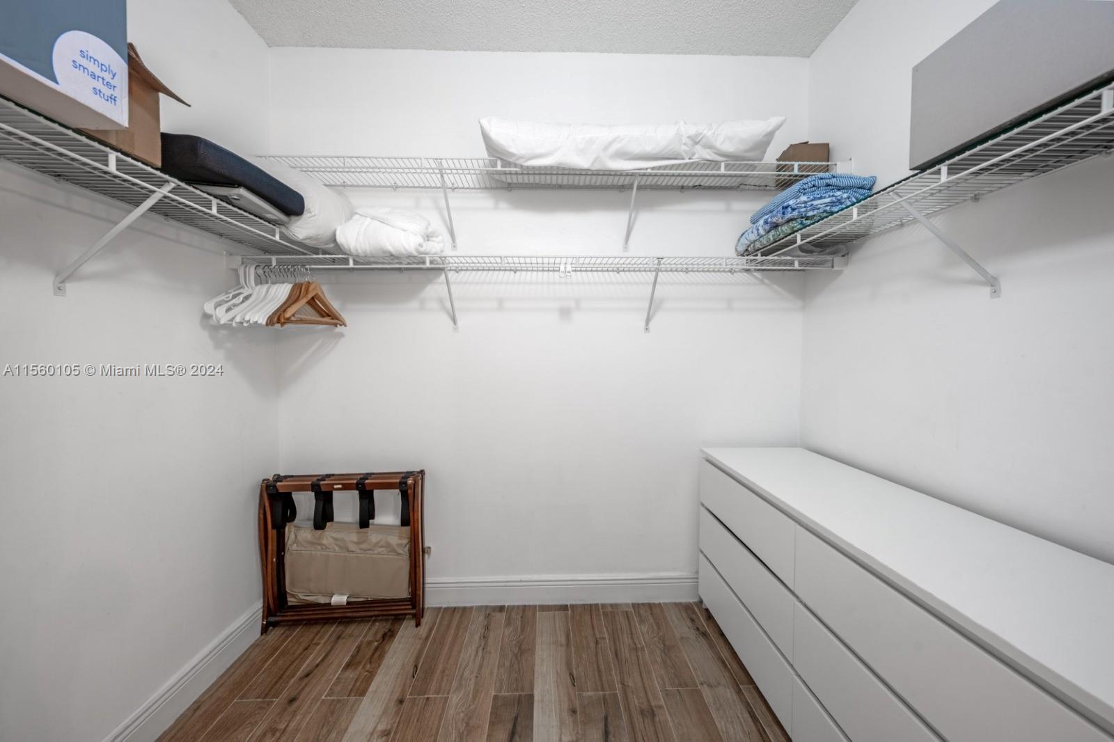 19901 E Country Club Dr 2108, Aventura, Florida 33180, 2 Bedrooms Bedrooms, ,2 BathroomsBathrooms,Residentiallease,For Rent,19901 E Country Club Dr 2108,A11560105