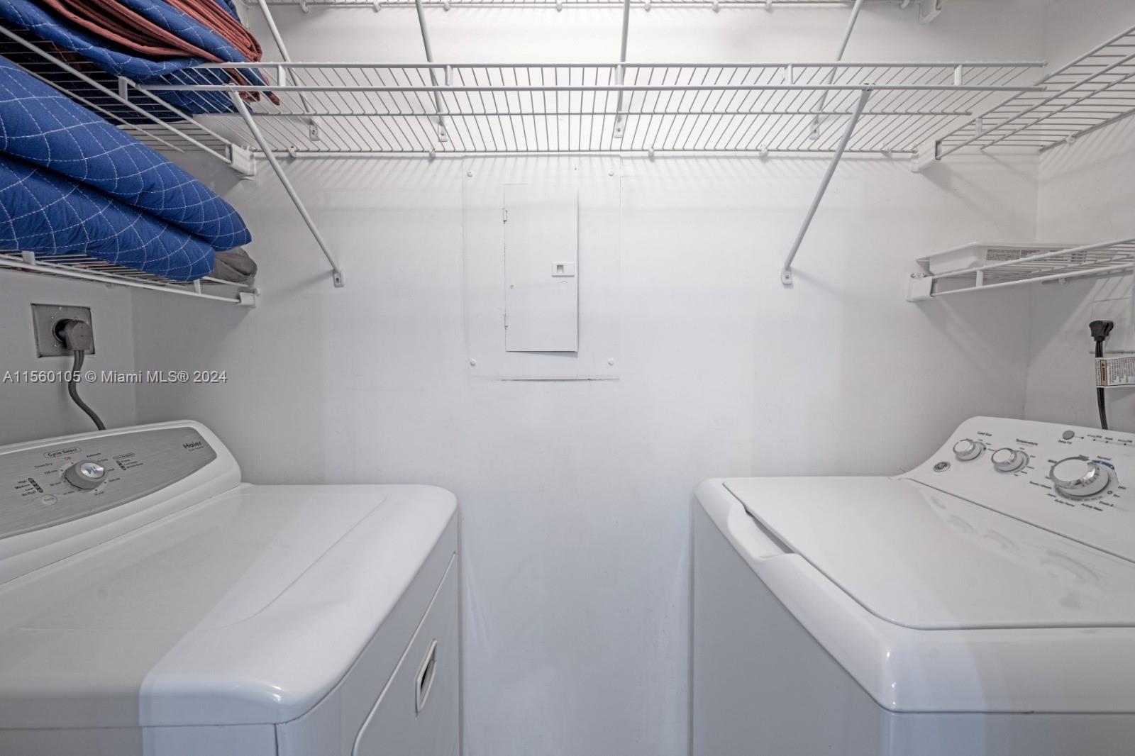 19901 E Country Club Dr 2108, Aventura, Florida 33180, 2 Bedrooms Bedrooms, ,2 BathroomsBathrooms,Residentiallease,For Rent,19901 E Country Club Dr 2108,A11560105