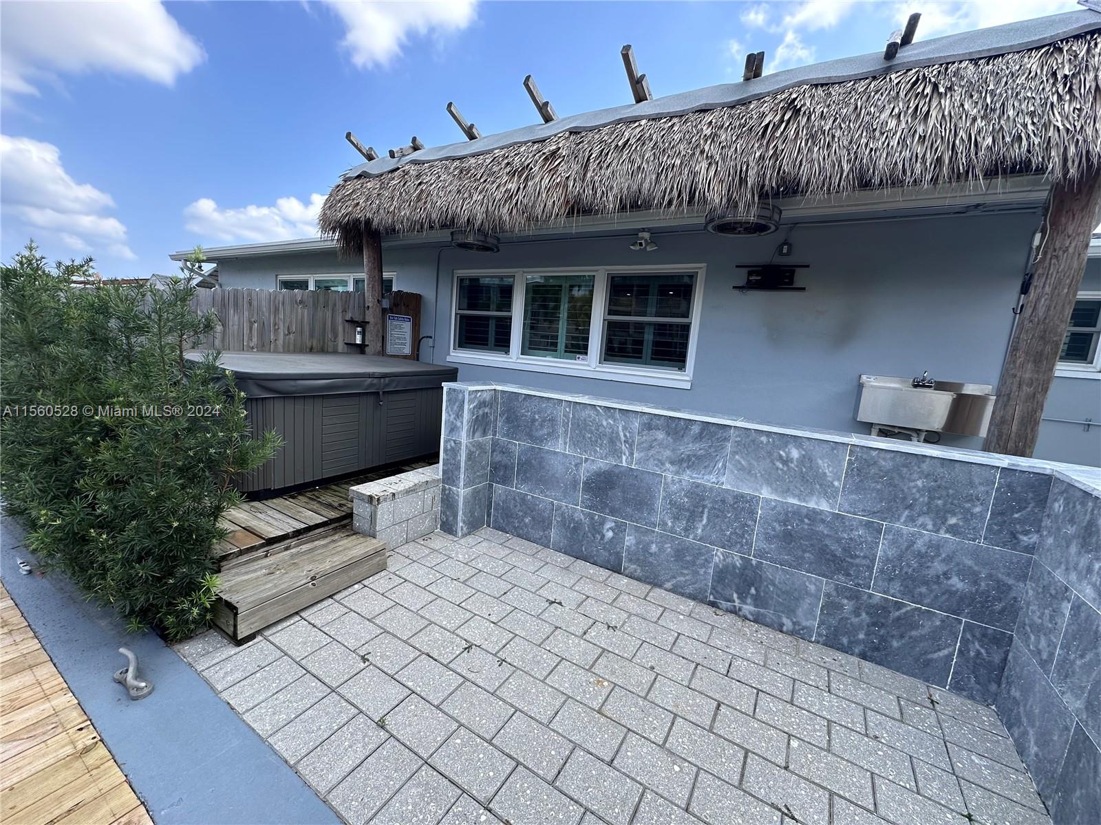 Fort Lauderdale, Florida 33315, 2 Bedrooms Bedrooms, ,2 BathroomsBathrooms,Residentiallease,For Rent,A11560528