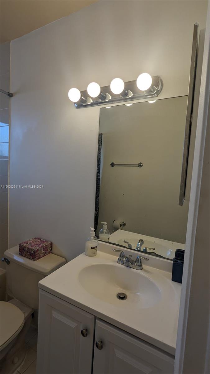 7851 SW 152nd Ave 402-4, Miami, Florida 33193, 2 Bedrooms Bedrooms, ,2 BathroomsBathrooms,Residentiallease,For Rent,7851 SW 152nd Ave 402-4,A11560525