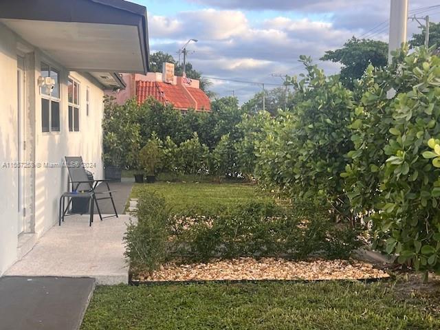 Miami, Florida 33145, 3 Bedrooms Bedrooms, ,2 BathroomsBathrooms,Residentiallease,For Rent,A11557258