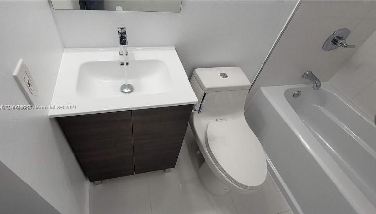 16750 NE 10th Ave 225, North Miami Beach, Florida 33162, 1 Bedroom Bedrooms, ,1 BathroomBathrooms,Residential,For Sale,16750 NE 10th Ave 225,A11560538