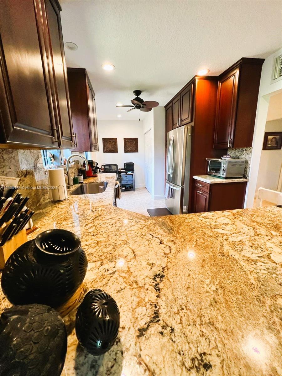 318 Fairway Cir 26, Weston, Florida 33326, 2 Bedrooms Bedrooms, ,2 BathroomsBathrooms,Residential,For Sale,318 Fairway Cir 26,A11560488