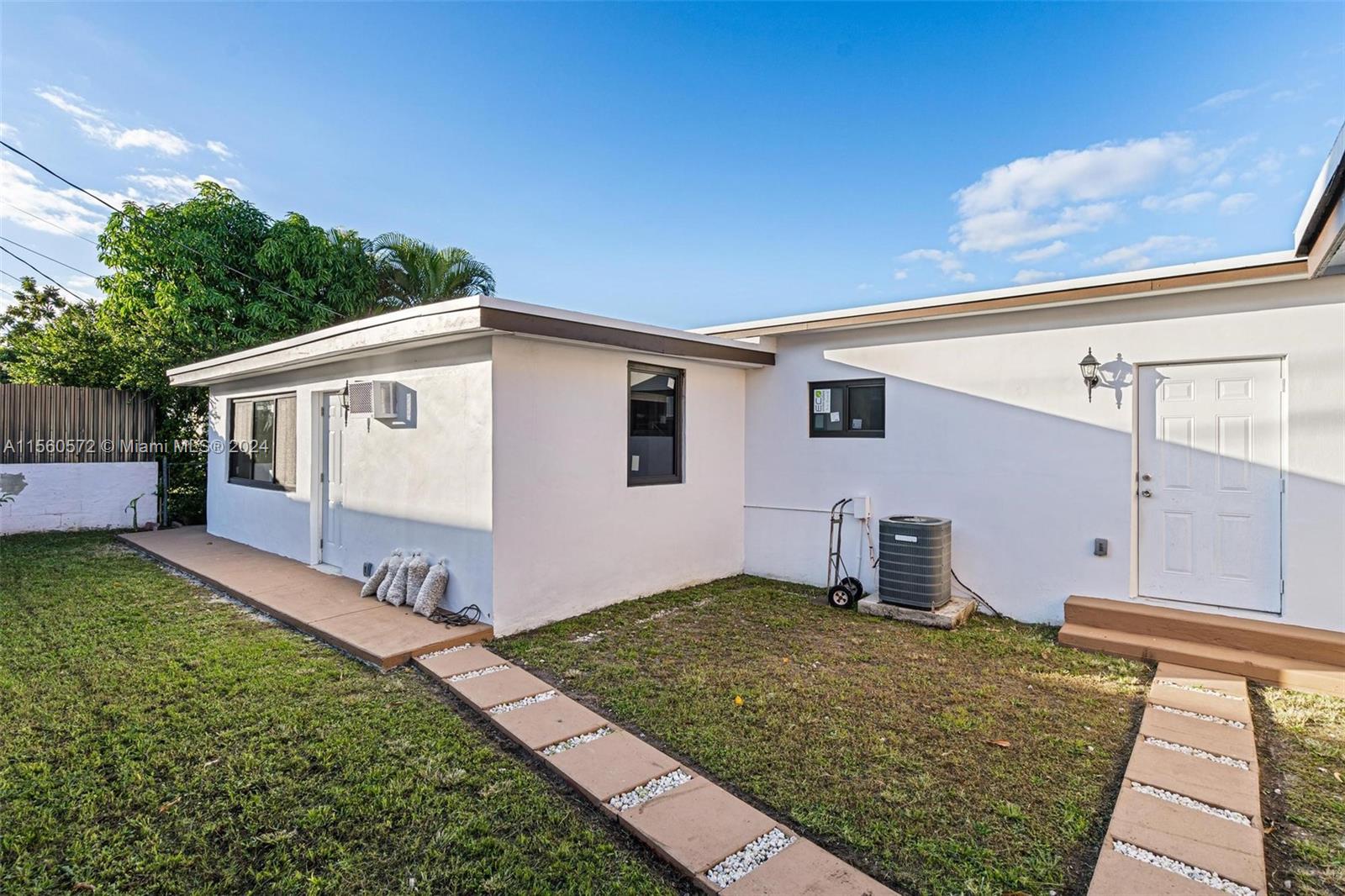 5170 SW 7th St, Miami, Florida 33134, 5 Bedrooms Bedrooms, ,2 BathroomsBathrooms,Residential,For Sale,5170 SW 7th St,A11560572