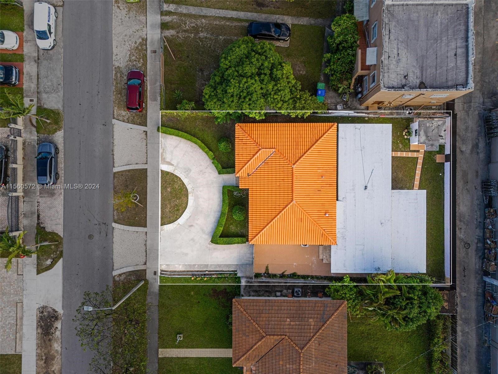 5170 SW 7th St, Miami, Florida 33134, 5 Bedrooms Bedrooms, ,2 BathroomsBathrooms,Residential,For Sale,5170 SW 7th St,A11560572