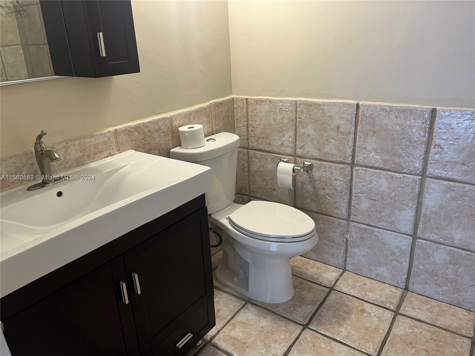 600 NE 36th St 1809, Miami, Florida 33137, 1 Bedroom Bedrooms, ,1 BathroomBathrooms,Residentiallease,For Rent,600 NE 36th St 1809,A11560589