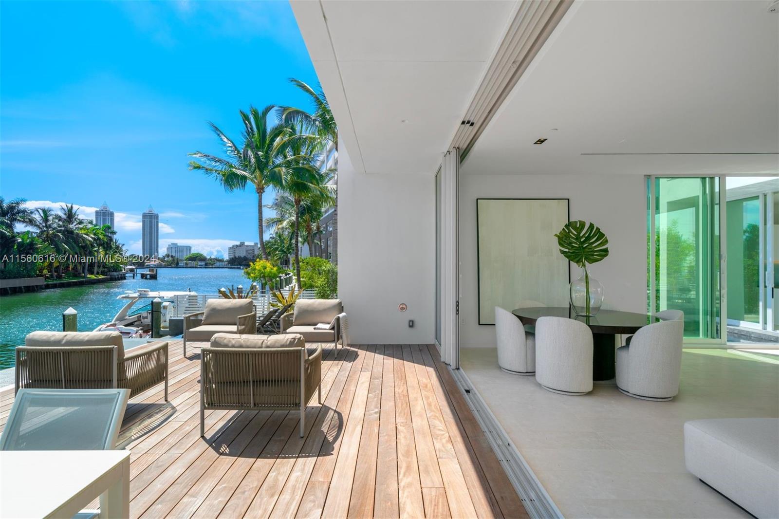 1011 W 48th St - The Ritz Carlton Residences, Miami Beach, Florida 33140, 4 Bedrooms Bedrooms, ,4 BathroomsBathrooms,Residentiallease,For Rent,1011 W 48th St - The Ritz Carlton Residences,A11560616