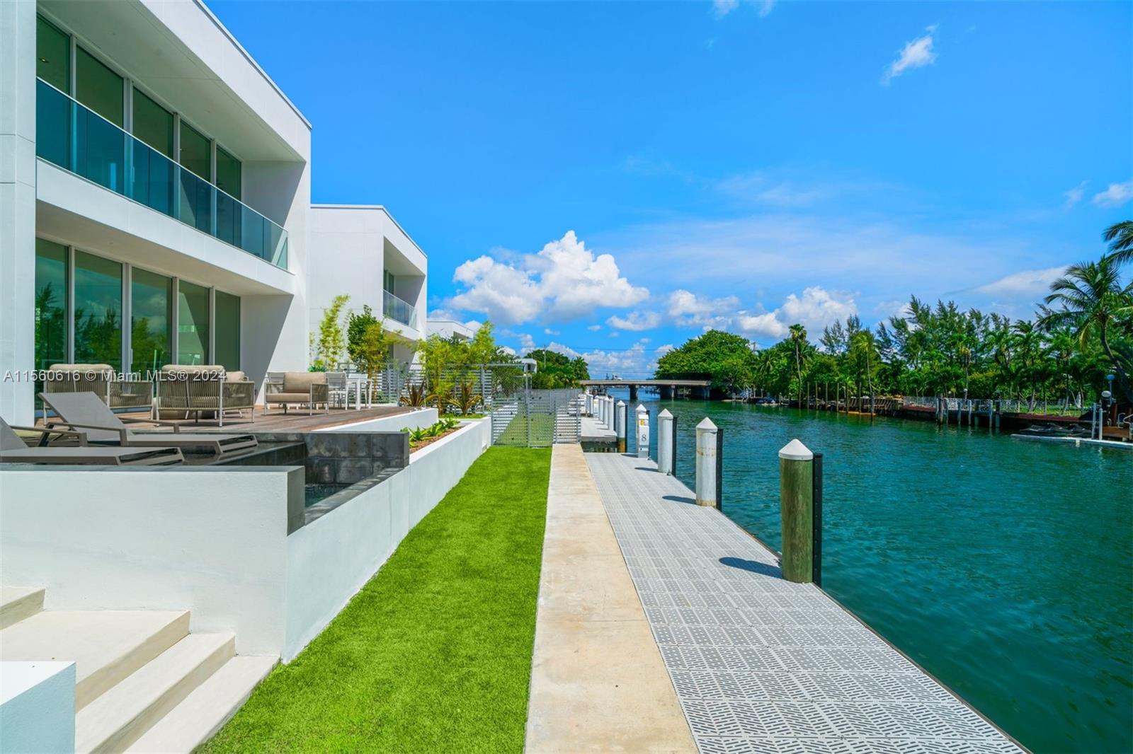1011 W 48th St - The Ritz Carlton Residences, Miami Beach, Florida 33140, 4 Bedrooms Bedrooms, ,4 BathroomsBathrooms,Residentiallease,For Rent,1011 W 48th St - The Ritz Carlton Residences,A11560616