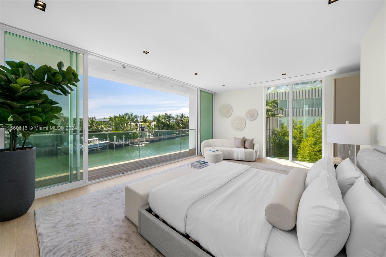 1011 W 48th St - The Ritz Carlton Residences, Miami Beach, Florida 33140, 4 Bedrooms Bedrooms, ,4 BathroomsBathrooms,Residentiallease,For Rent,1011 W 48th St - The Ritz Carlton Residences,A11560616