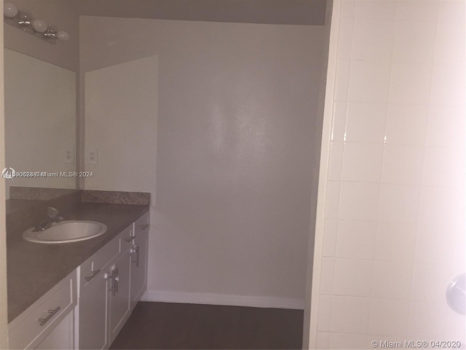101 SW 117th Ave 7202, Pembroke Pines, Florida 33025, 2 Bedrooms Bedrooms, ,2 BathroomsBathrooms,Residentiallease,For Rent,101 SW 117th Ave 7202,A11560628