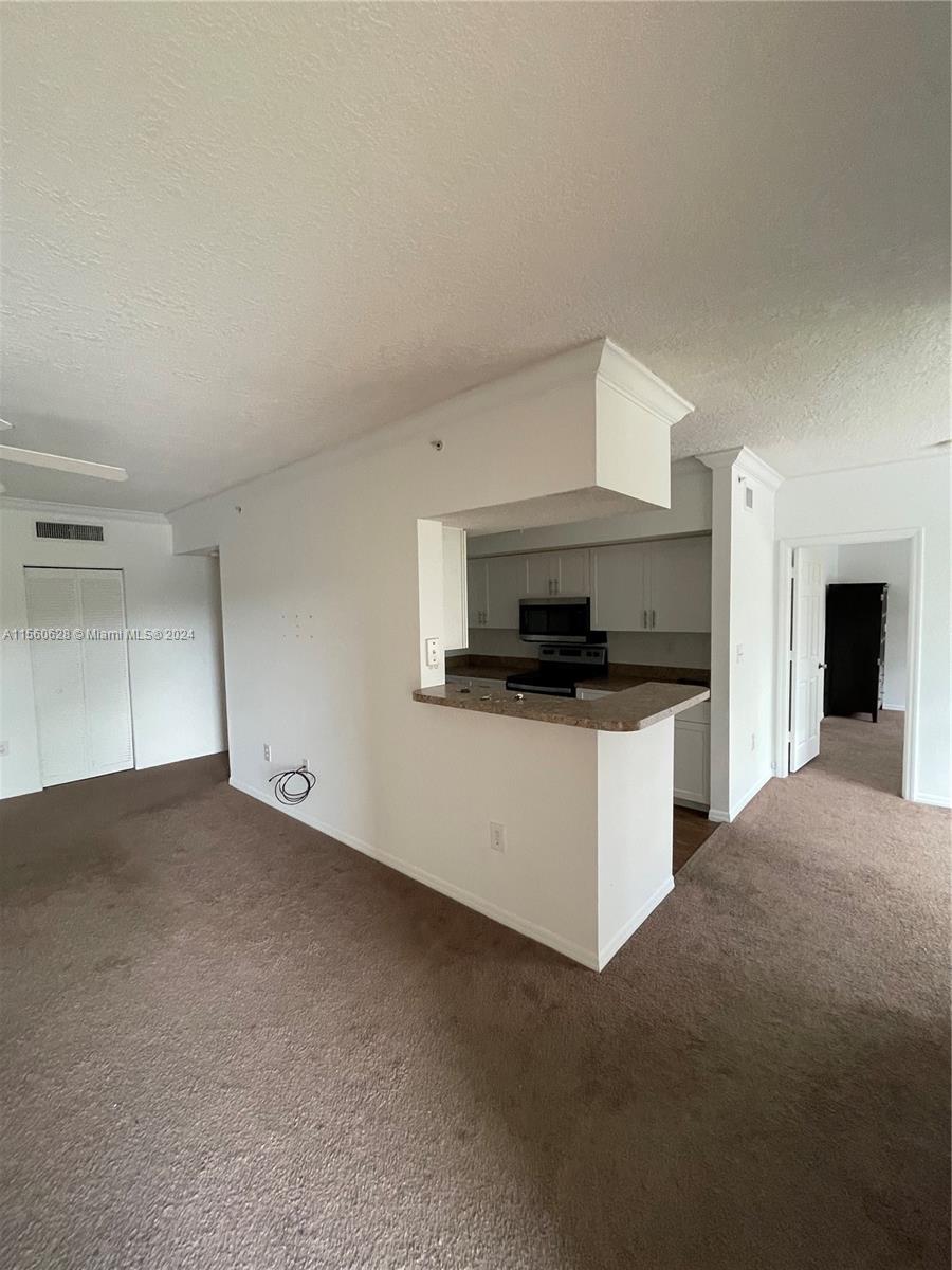 101 SW 117th Ave 7202, Pembroke Pines, Florida 33025, 2 Bedrooms Bedrooms, ,2 BathroomsBathrooms,Residentiallease,For Rent,101 SW 117th Ave 7202,A11560628