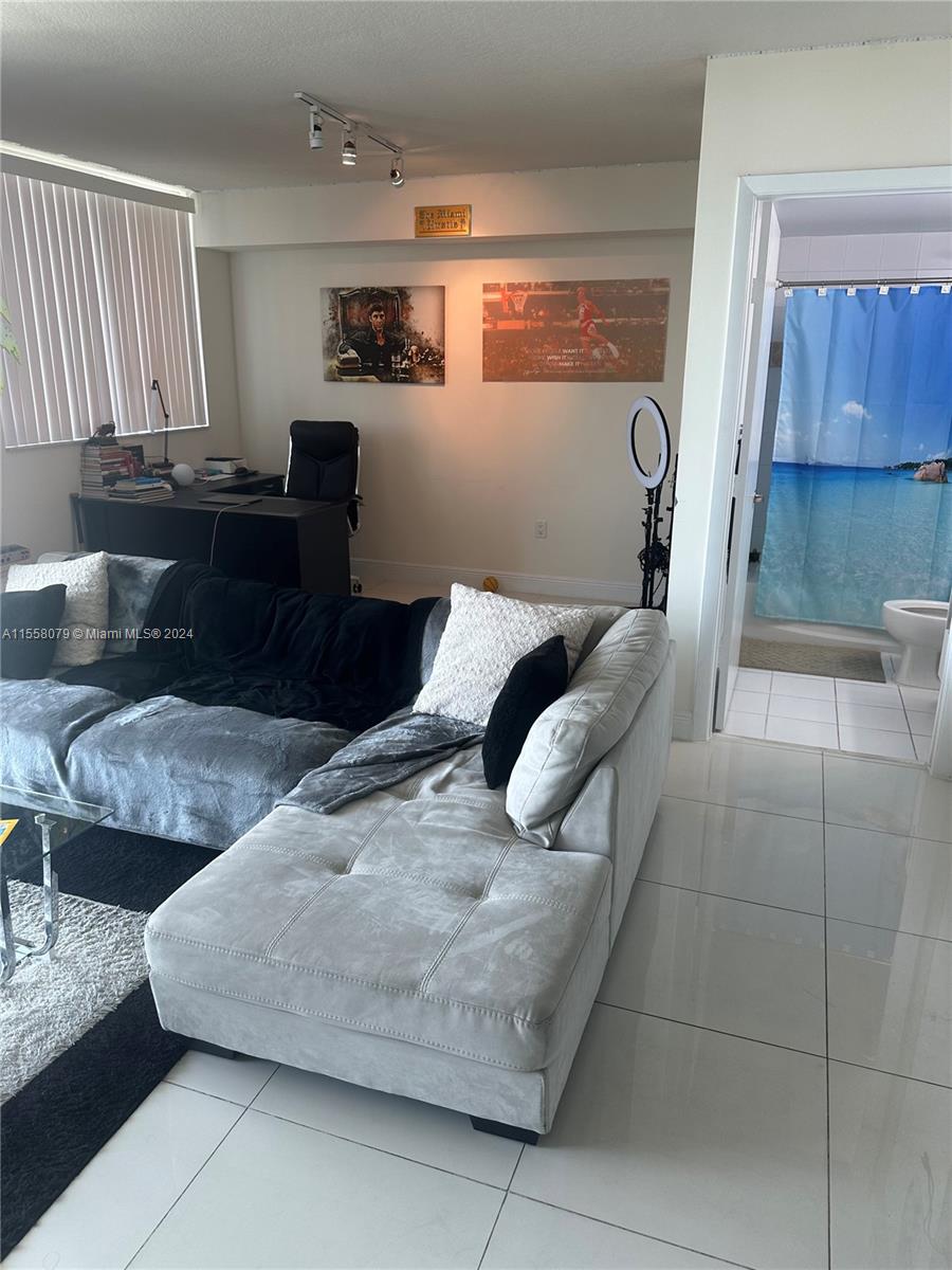 1871 NW S River Dr 1402, Miami, Florida 33125, 1 Bedroom Bedrooms, ,2 BathroomsBathrooms,Residential,For Sale,1871 NW S River Dr 1402,A11558079