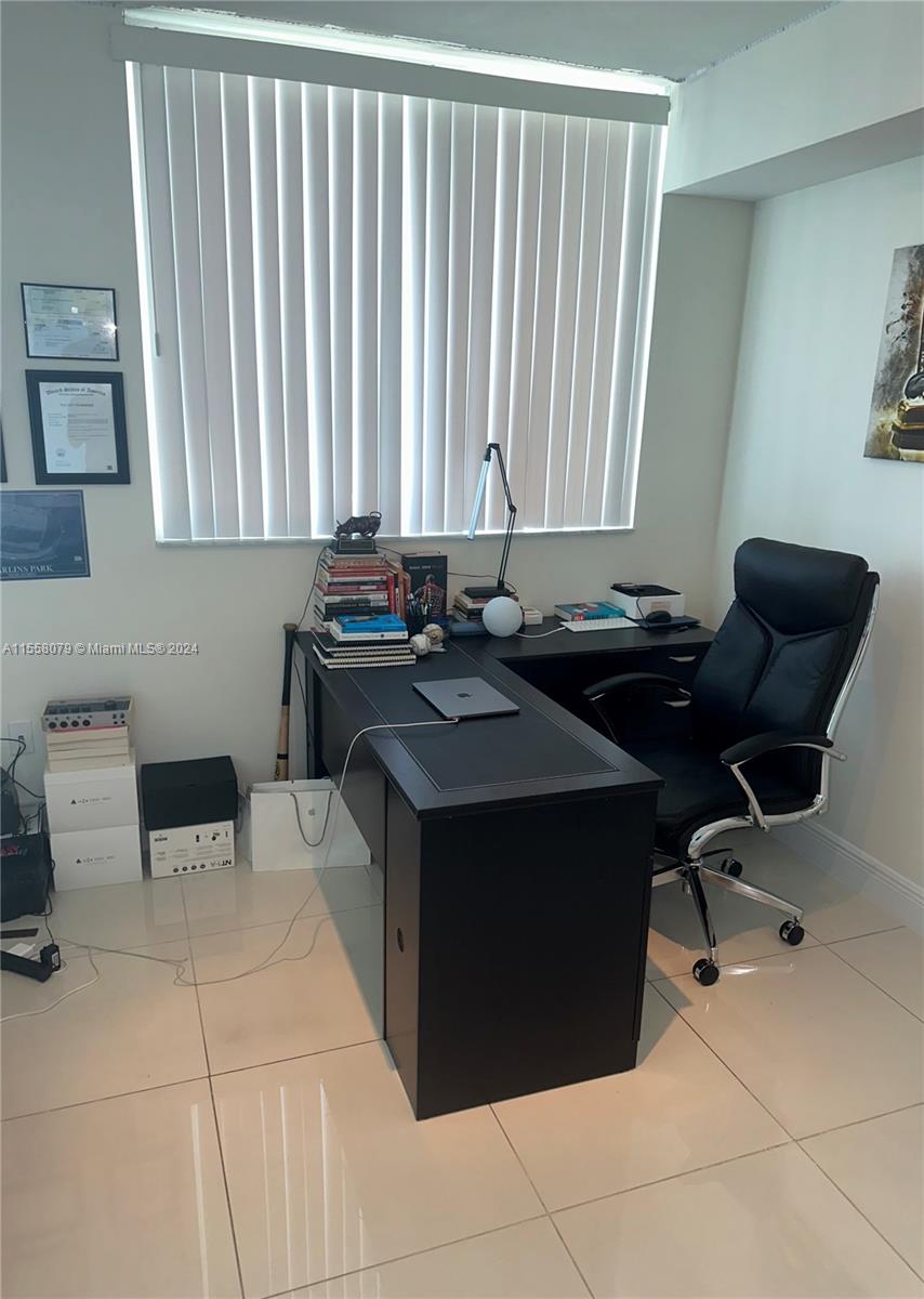 1871 NW S River Dr 1402, Miami, Florida 33125, 1 Bedroom Bedrooms, ,2 BathroomsBathrooms,Residential,For Sale,1871 NW S River Dr 1402,A11558079