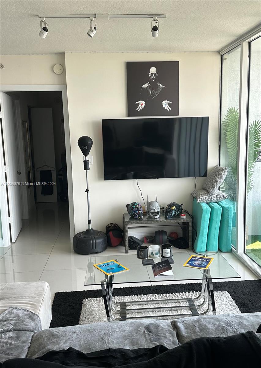 1871 NW S River Dr 1402, Miami, Florida 33125, 1 Bedroom Bedrooms, ,2 BathroomsBathrooms,Residential,For Sale,1871 NW S River Dr 1402,A11558079