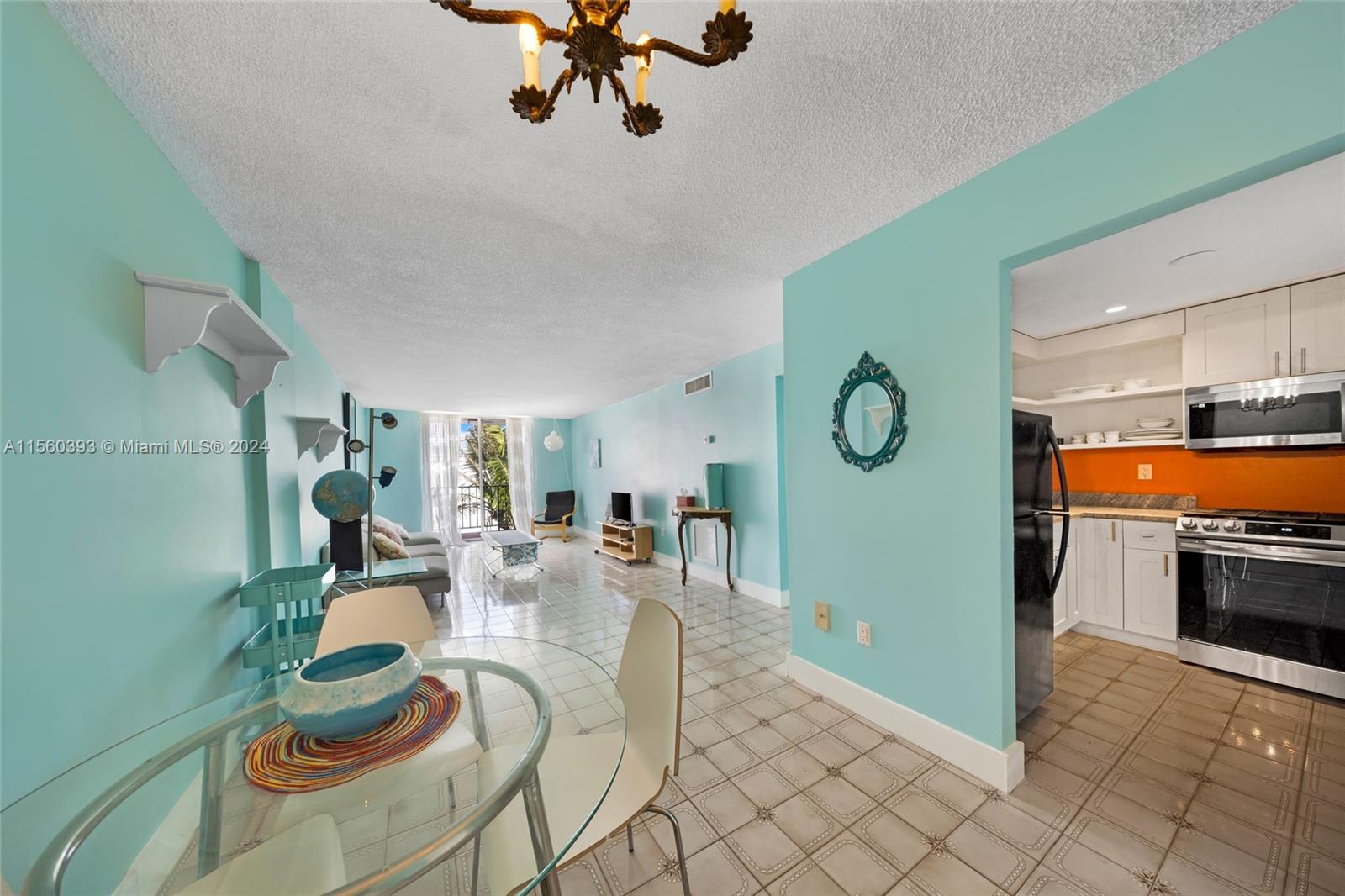 720 Collins Ave 406, Miami Beach, Florida 33139, 1 Bedroom Bedrooms, ,1 BathroomBathrooms,Residentiallease,For Rent,720 Collins Ave 406,A11560393