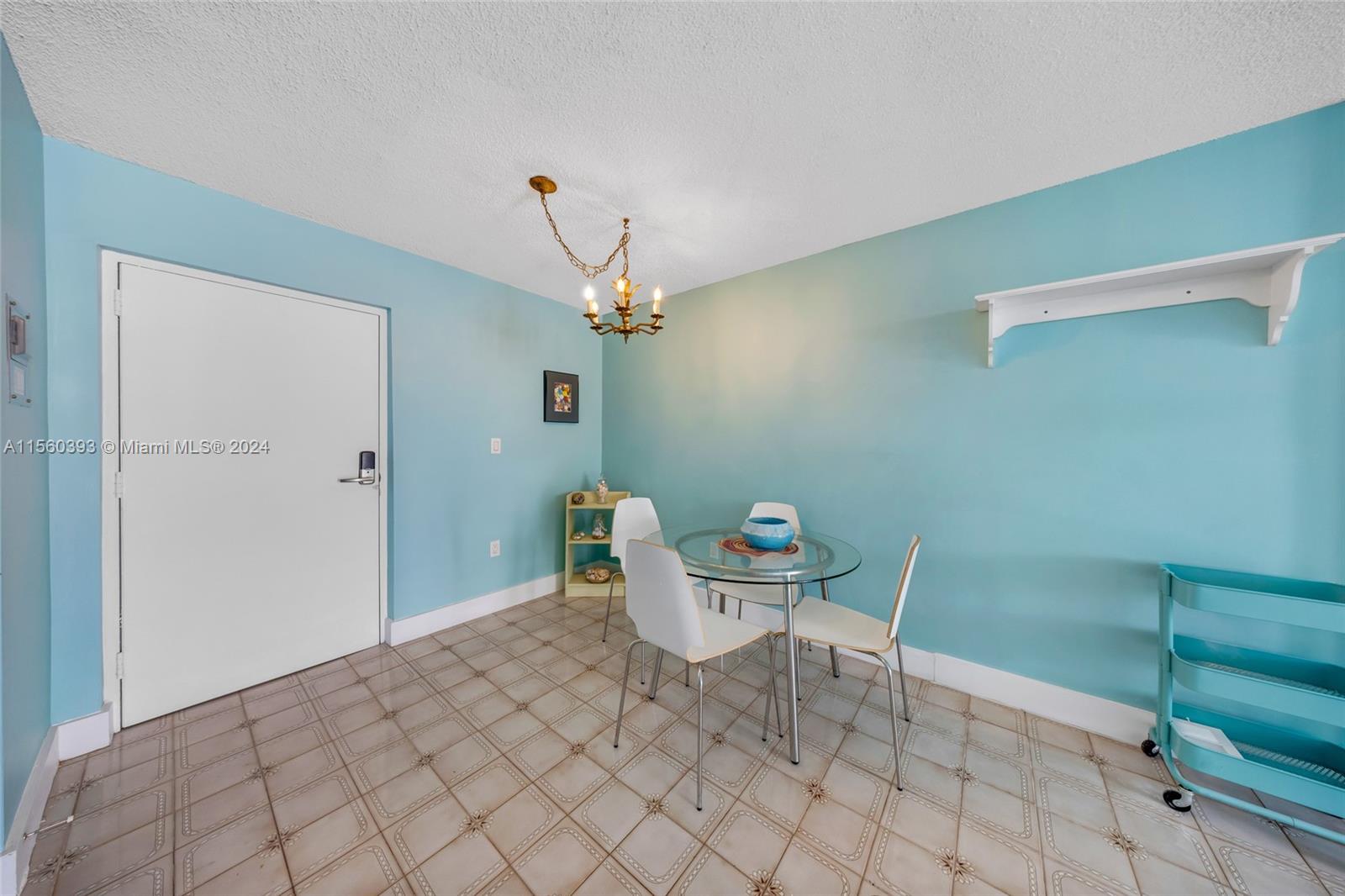 720 Collins Ave 406, Miami Beach, Florida 33139, 1 Bedroom Bedrooms, ,1 BathroomBathrooms,Residentiallease,For Rent,720 Collins Ave 406,A11560393