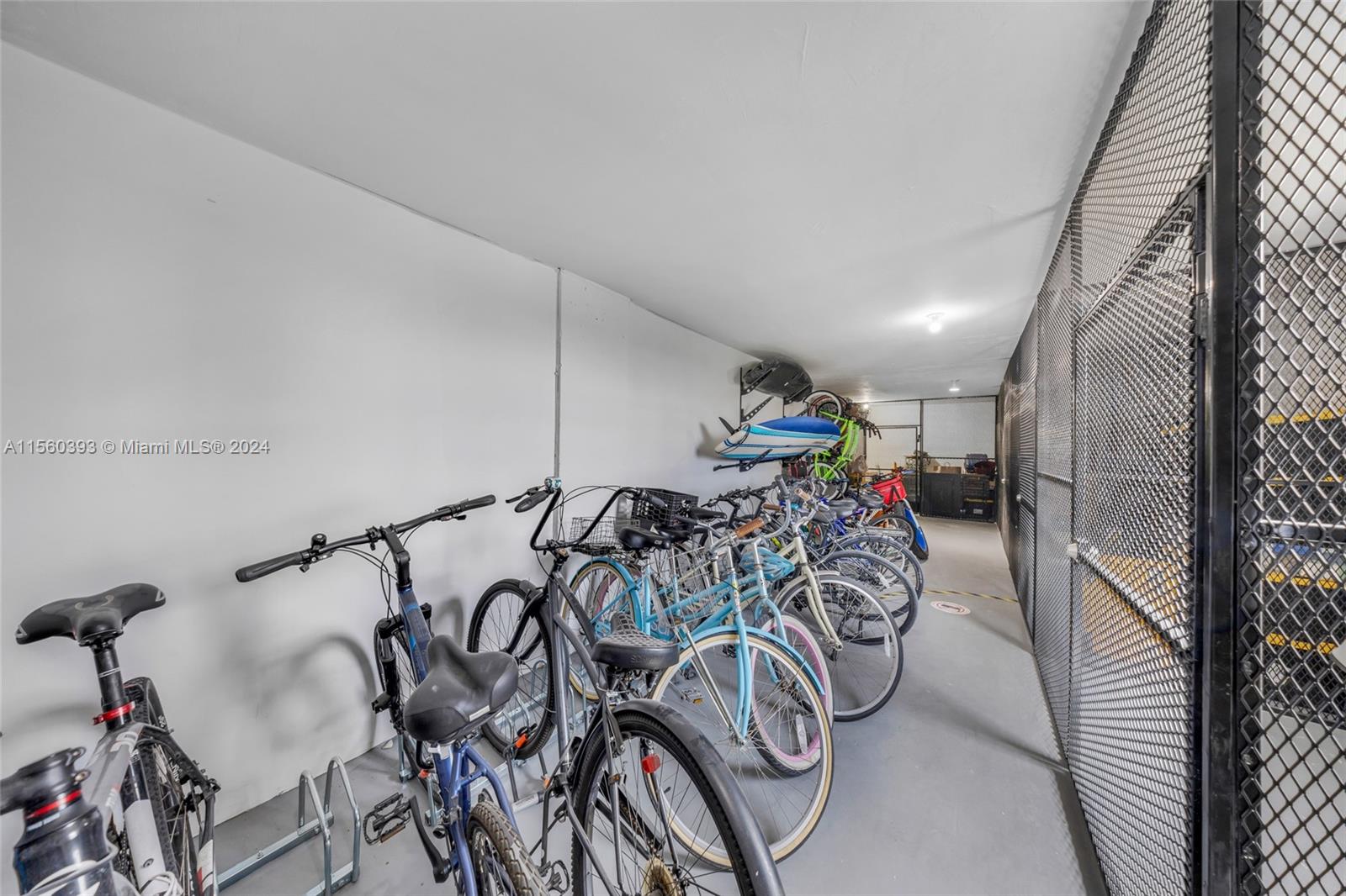 720 Collins Ave 406, Miami Beach, Florida 33139, 1 Bedroom Bedrooms, ,1 BathroomBathrooms,Residentiallease,For Rent,720 Collins Ave 406,A11560393