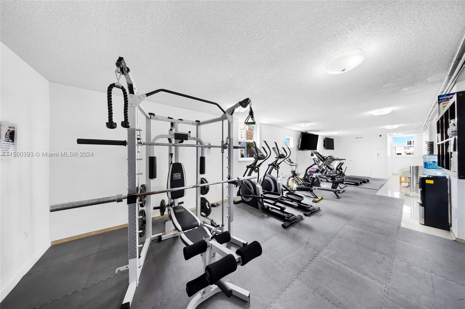 720 Collins Ave 406, Miami Beach, Florida 33139, 1 Bedroom Bedrooms, ,1 BathroomBathrooms,Residentiallease,For Rent,720 Collins Ave 406,A11560393