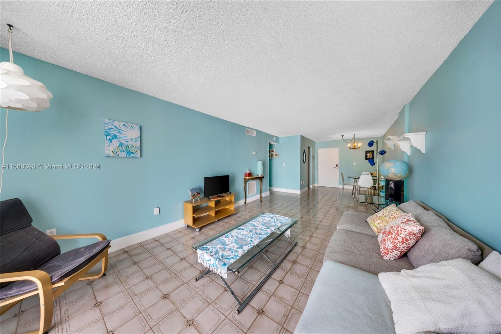 720 Collins Ave 406, Miami Beach, Florida 33139, 1 Bedroom Bedrooms, ,1 BathroomBathrooms,Residentiallease,For Rent,720 Collins Ave 406,A11560393