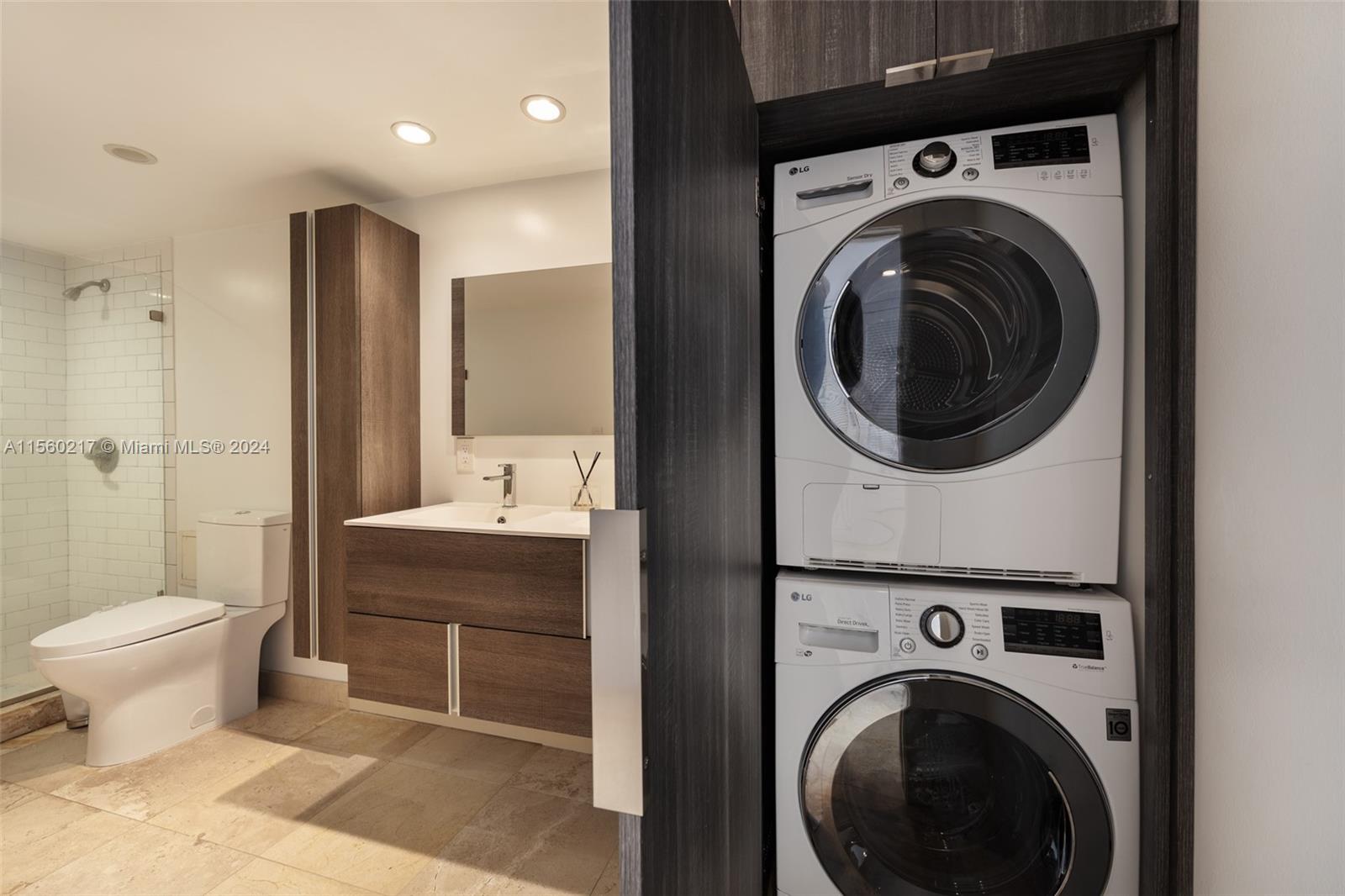 11 Island Ave 411, Miami Beach, Florida 33139, 2 Bedrooms Bedrooms, ,2 BathroomsBathrooms,Residential,For Sale,11 Island Ave 411,A11560217